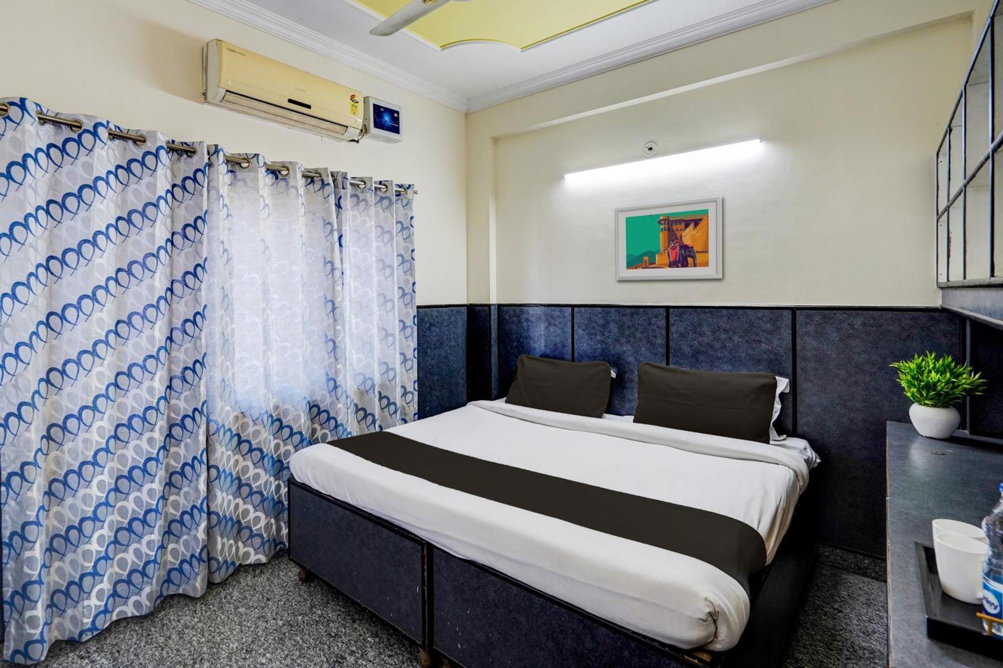 Hotel O Aryan Home Stay Dehradun Extérieur photo